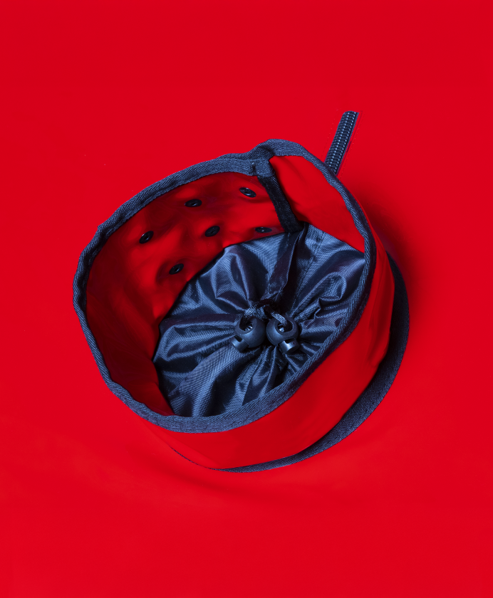 Secret Dome Scandale Cabin - Black & Red
